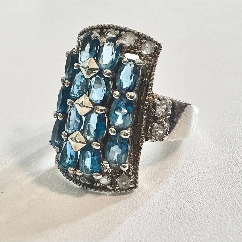 Swiss Blue Topaz / White Topaz Sterling Silver Ring (6.5)